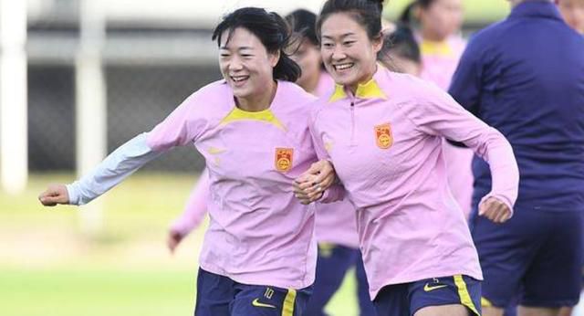 ”电影《最后的真相》全国路演还将在哈尔滨、青岛、成都等城市与观众近距离交流互动，影片正在全国热映中